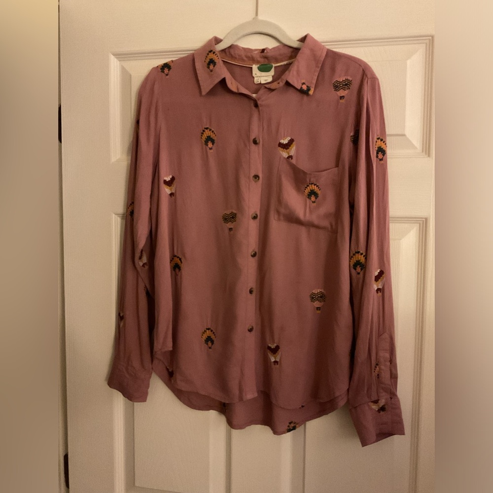 Anthropologie Embroidered Hot Air Balloon Mauve Pink Button Down Blouse size 6